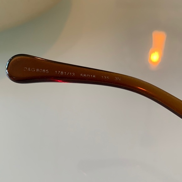 Dolce and Gabbana Butterfly sunglasses - Picture 8 of 10